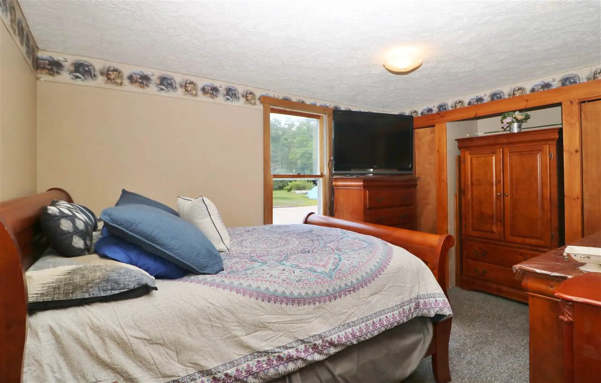 37 Washington Street Gorham NH 03581