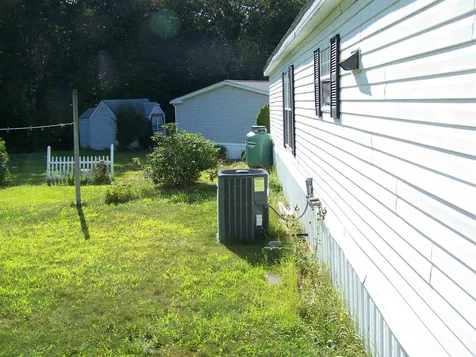 19 Country Lane Fremont NH 03044