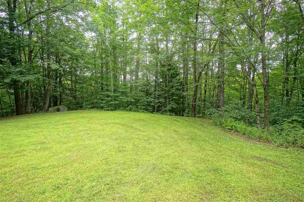 640 River Road Weare NH 03281
