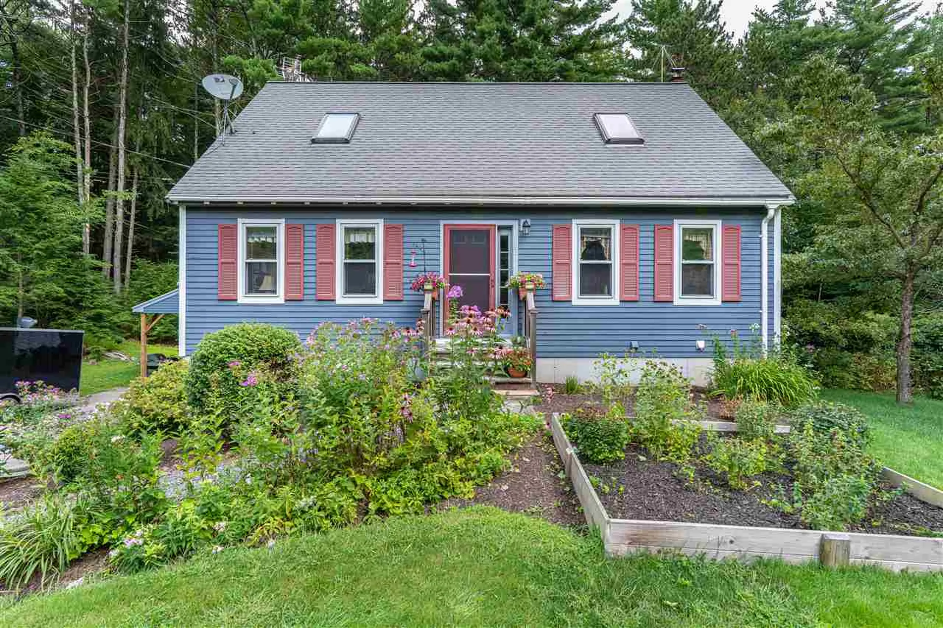 13 Justin Drive Danville NH 03819