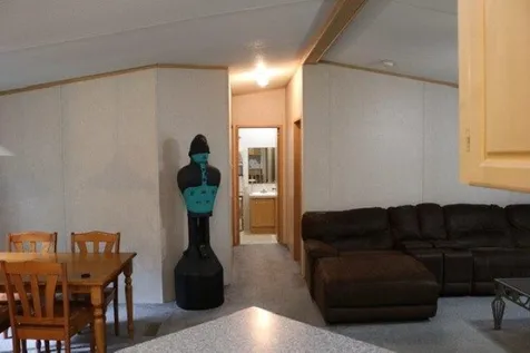 17 Roy Street Raymond NH 03077