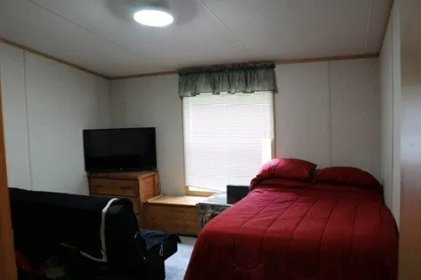 17 Roy Street Raymond NH 03077