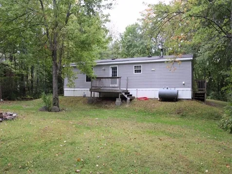 17 Roy Street Raymond NH 03077