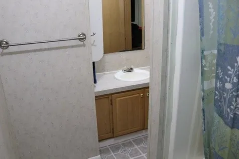 17 Roy Street Raymond NH 03077
