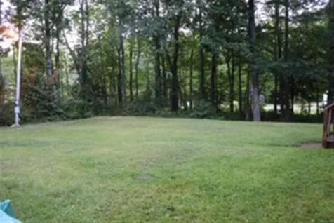 17 Roy Street Raymond NH 03077