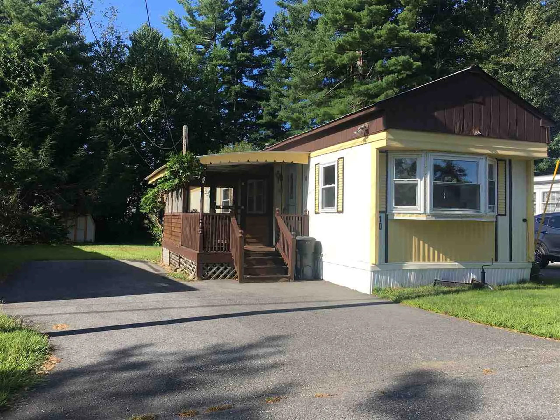 10 Chestnut Road North Hampton NH 03862
