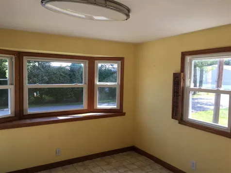 10 Chestnut Road North Hampton NH 03862