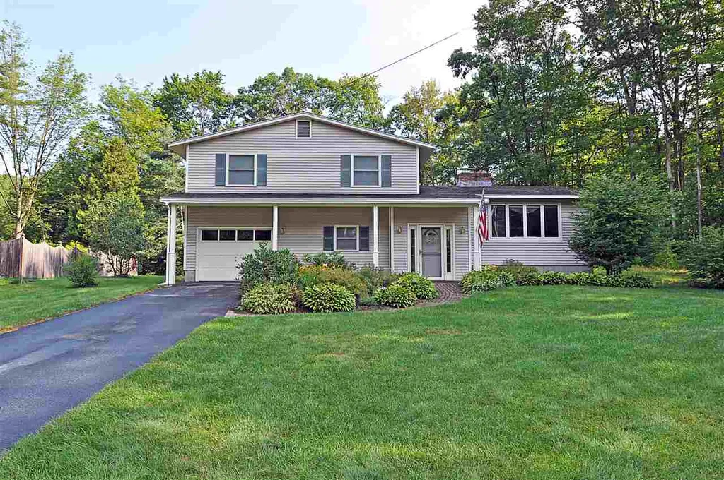 14 Alderbrook Road Essex VT 05452
