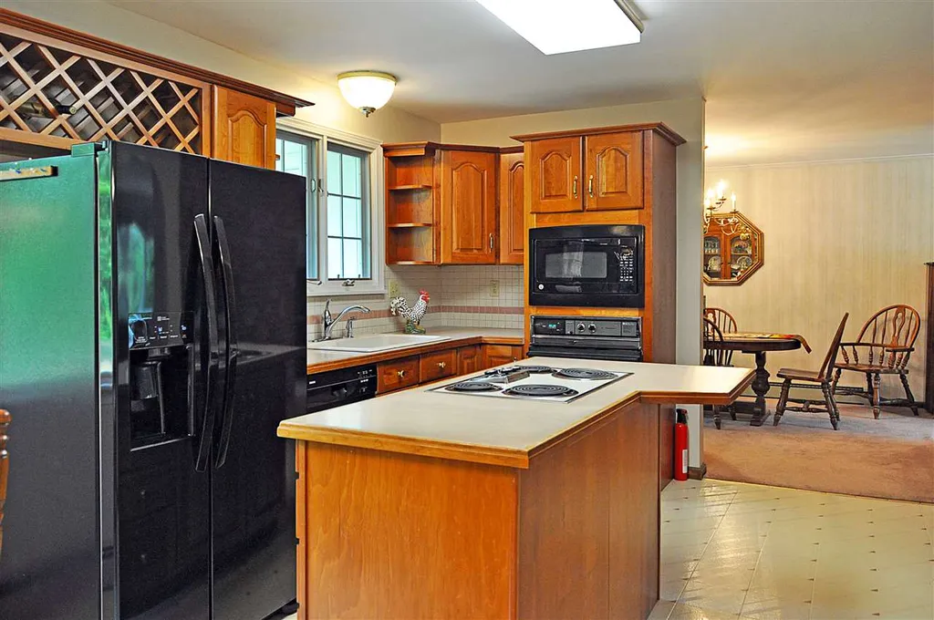 14 Alderbrook Road Essex VT 05452
