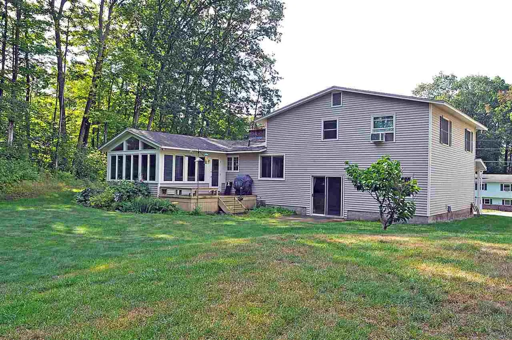 14 Alderbrook Road Essex VT 05452