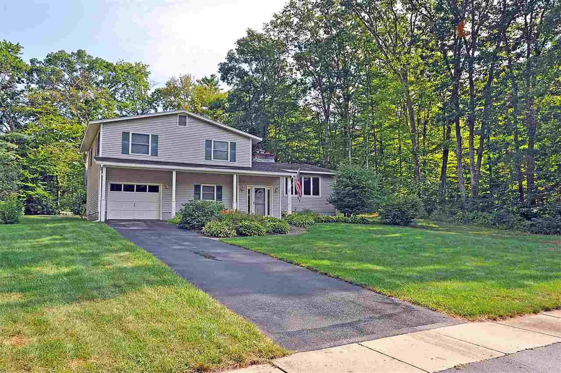 14 Alderbrook Road Essex VT 05452