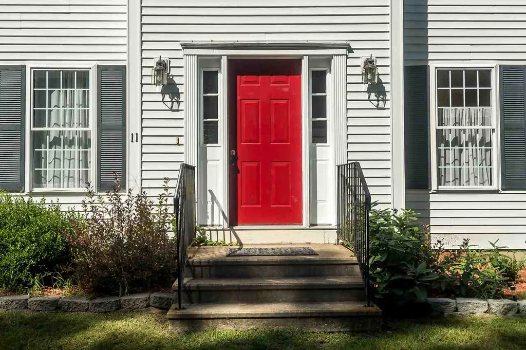 11 Boxwood Lane Dover NH 03820