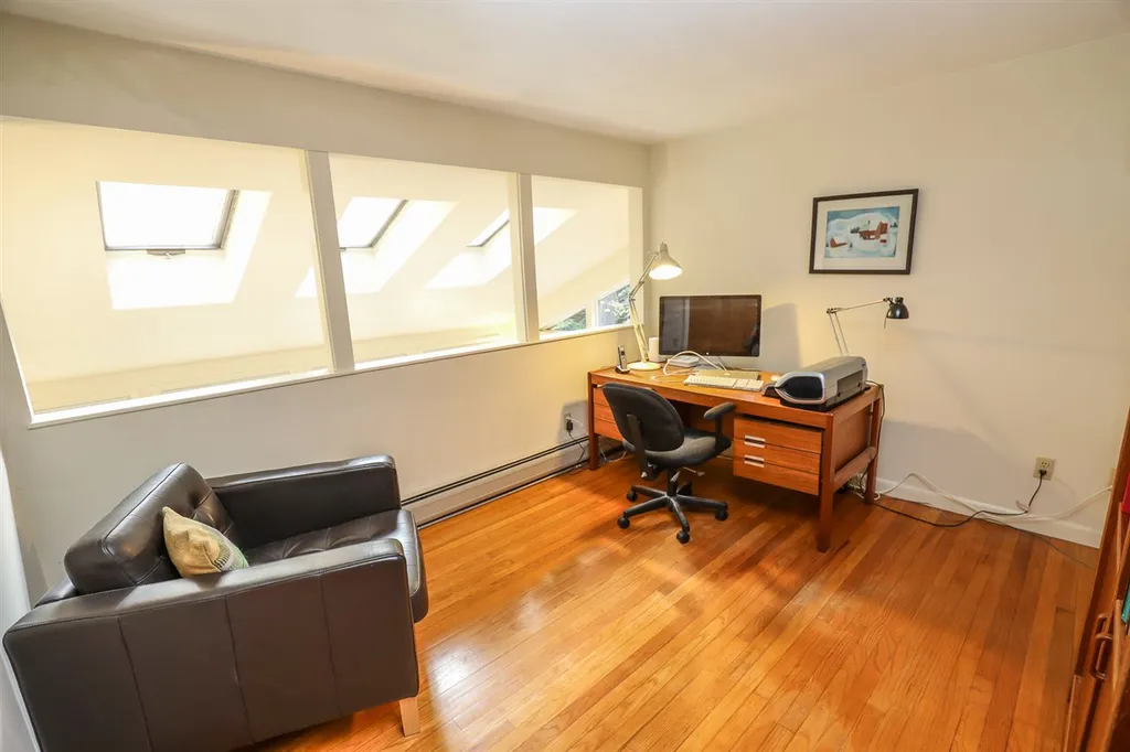 6 Ryan Way Durham NH 03824