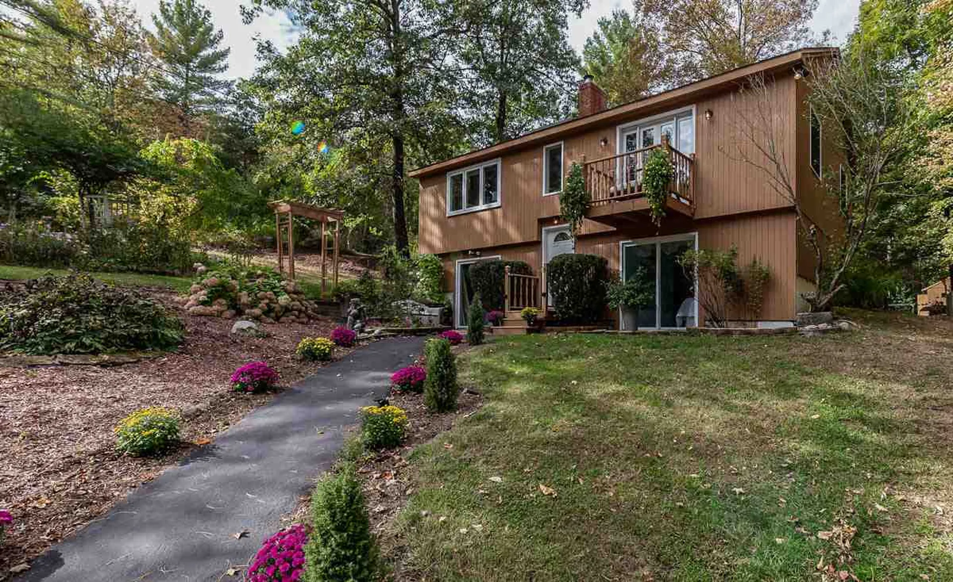 95 Mason Road Brookline NH 03033