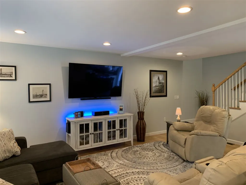 222 Dearborn Road Pembroke NH 03275