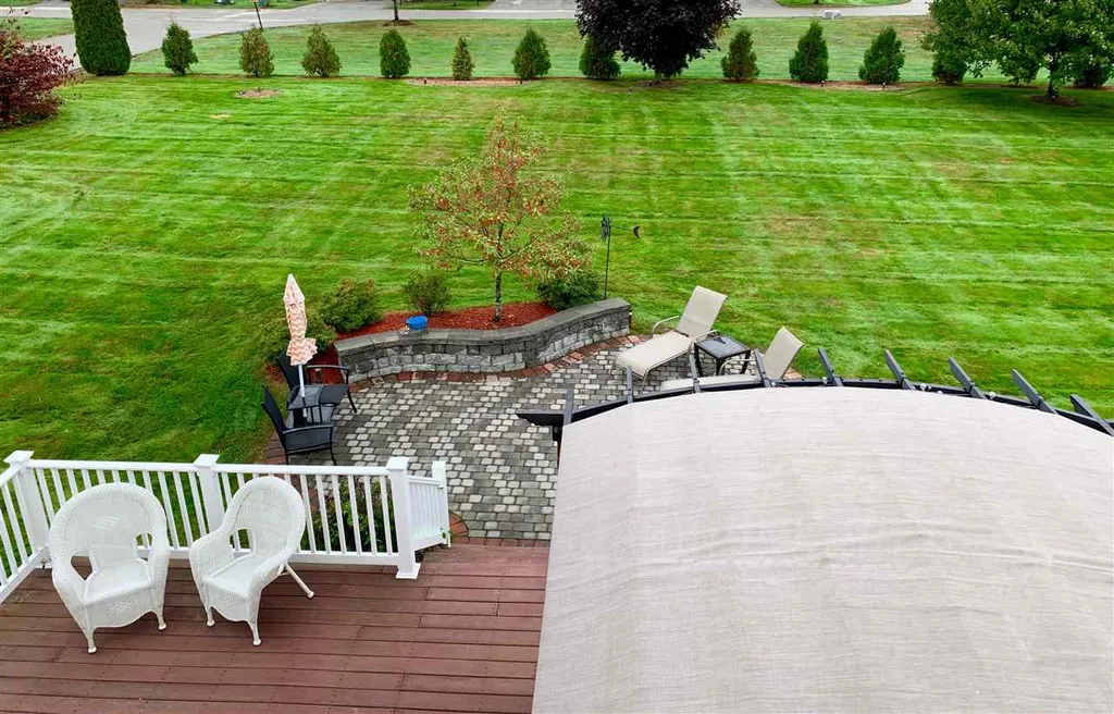 222 Dearborn Road Pembroke NH 03275