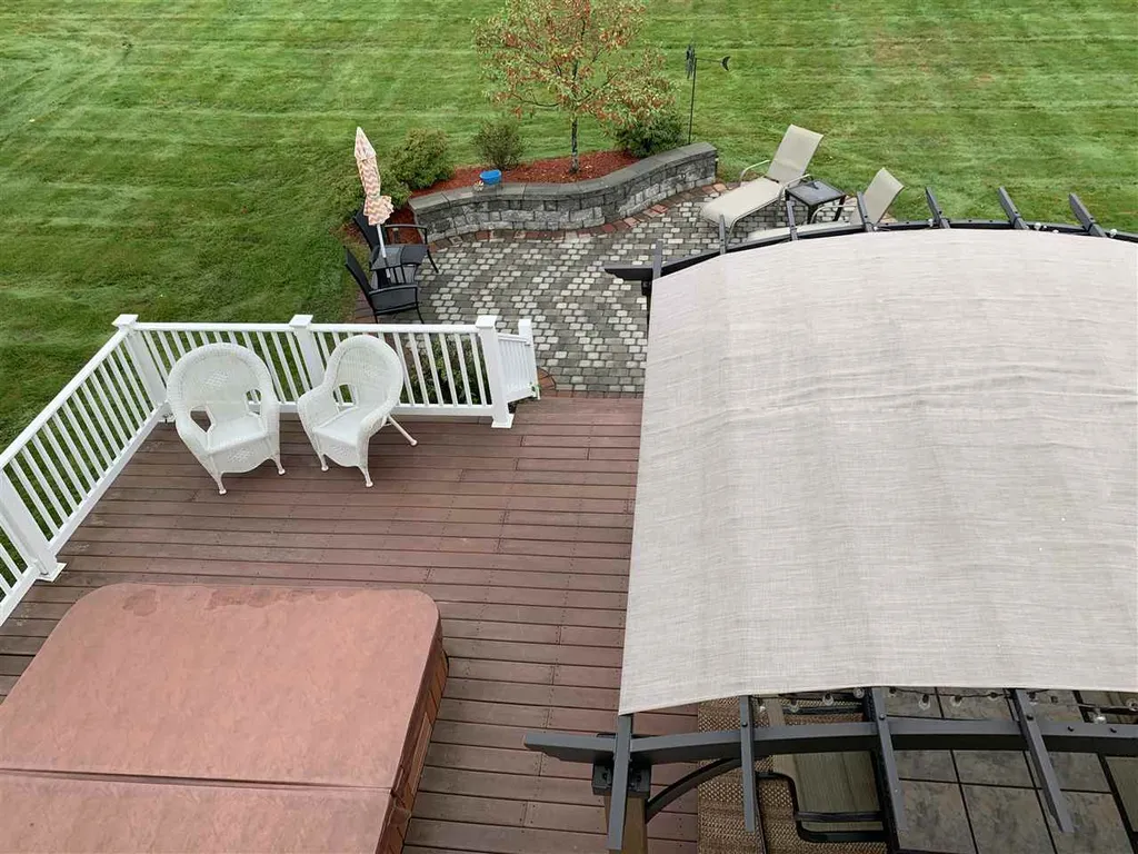 222 Dearborn Road Pembroke NH 03275
