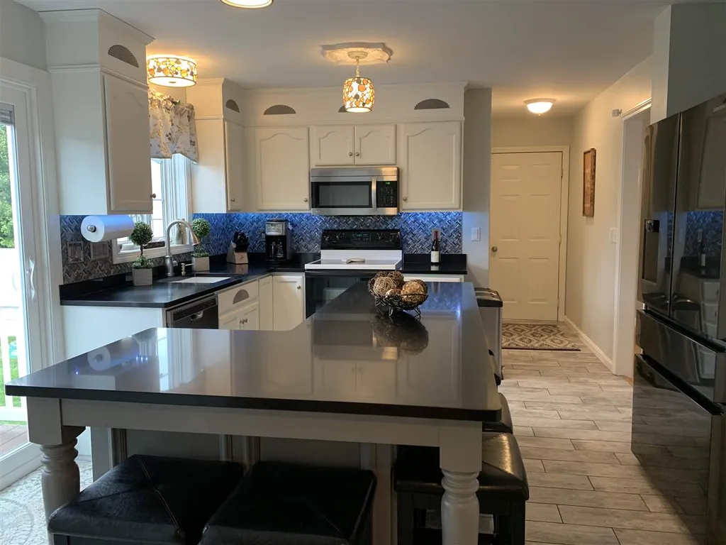 222 Dearborn Road Pembroke NH 03275