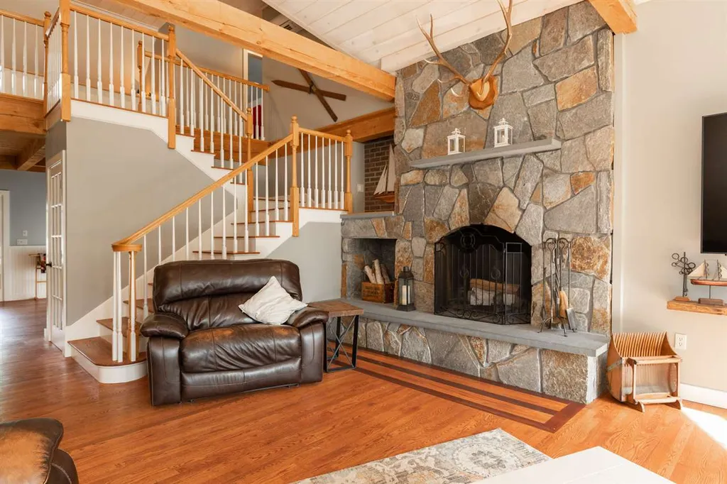 637 Province Road Strafford NH 03884