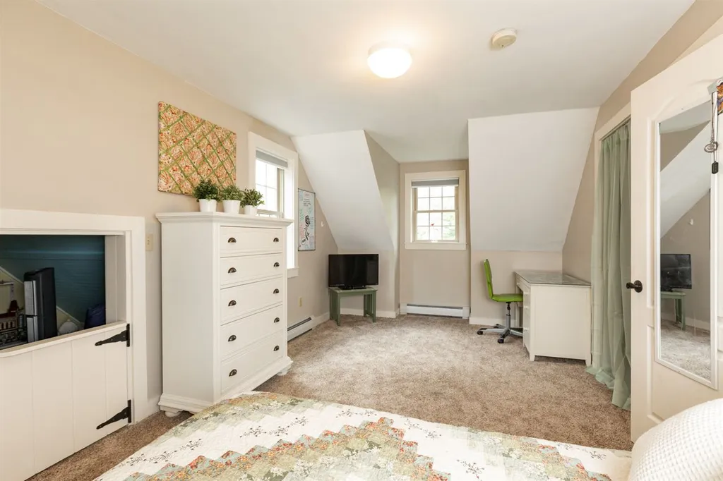 637 Province Road Strafford NH 03884