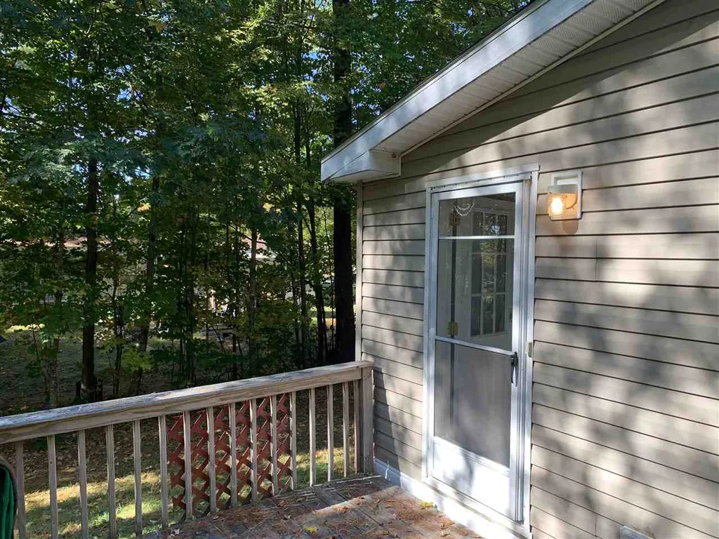 59 Sycamore Boulevard Farmington NH 03835