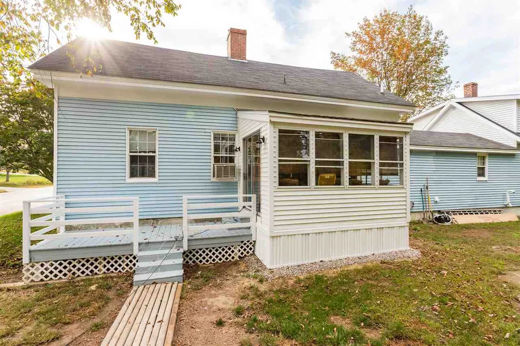 3 Paulson Road Farmington NH 03835
