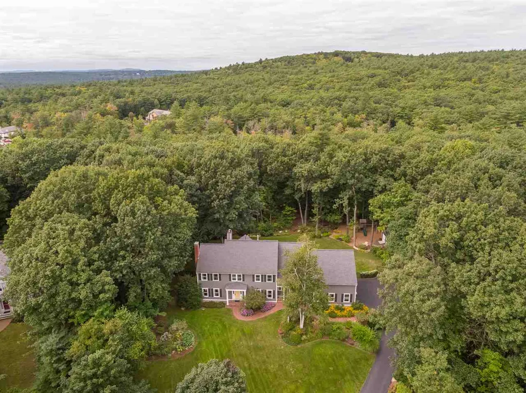 32 Dwinell Drive Concord NH 03301