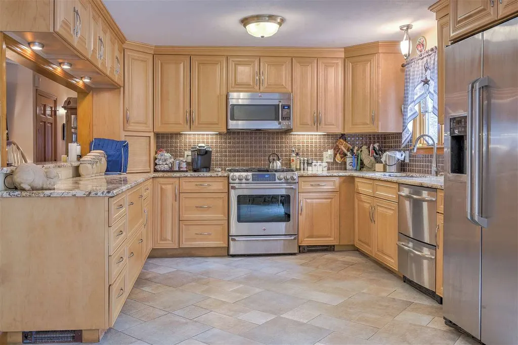 217 Eaton Road Swanzey NH 03446