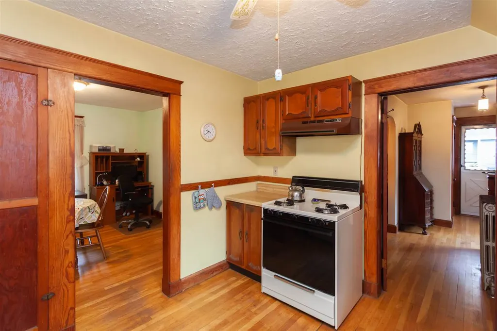 523 Dennett Street Portsmouth NH 03801