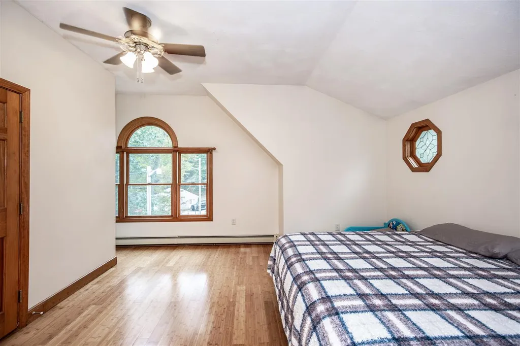 1 Tanglewood Drive Newton NH 03858