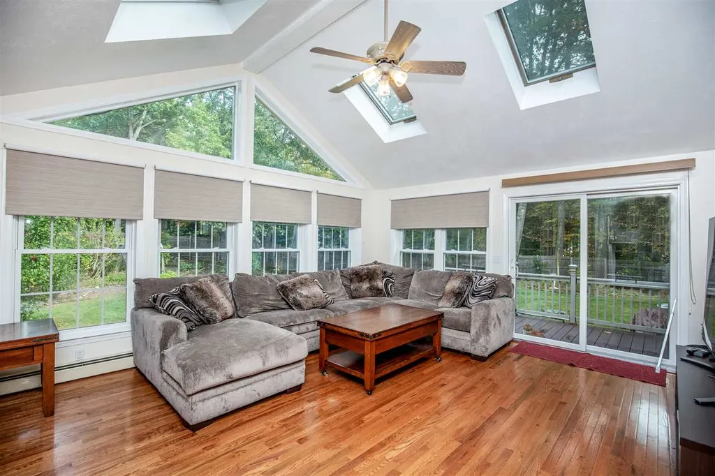 1 Tanglewood Drive Newton NH 03858