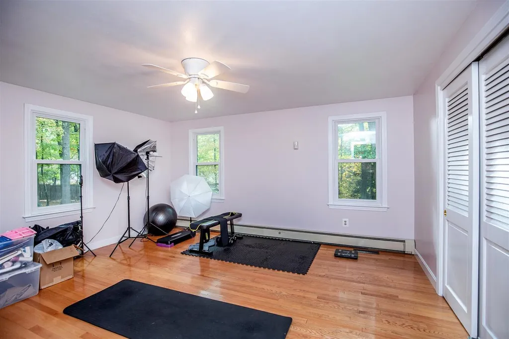 1 Tanglewood Drive Newton NH 03858