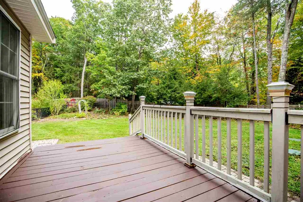 1 Tanglewood Drive Newton NH 03858