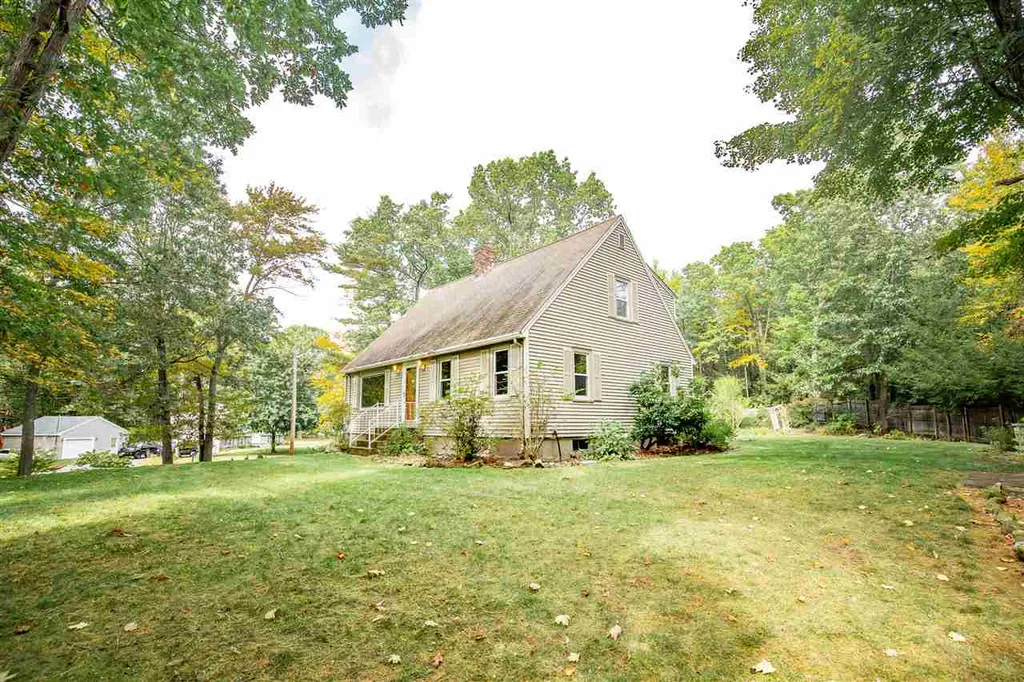 1 Tanglewood Drive Newton NH 03858
