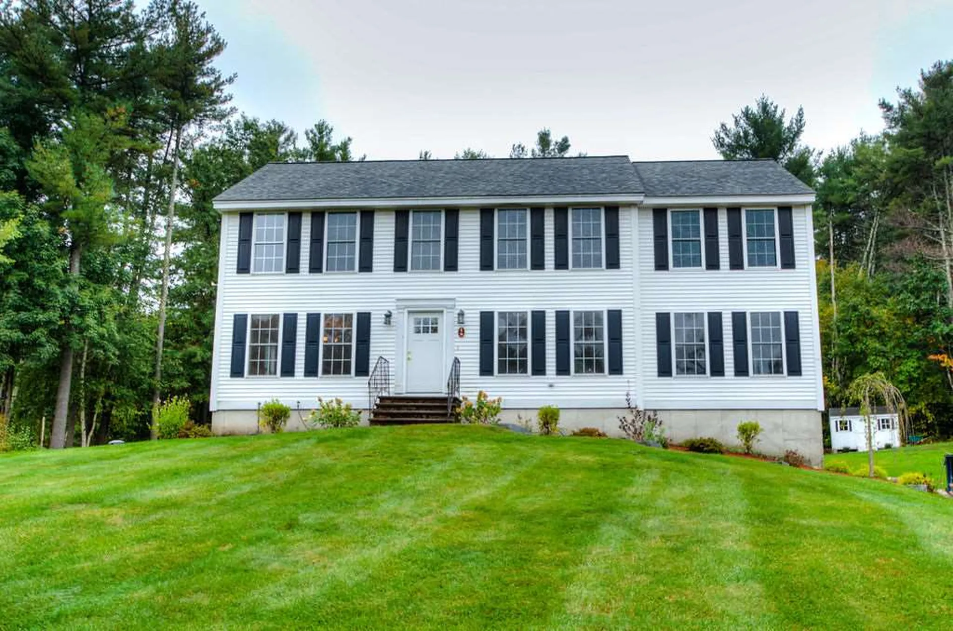 9 Saddleback Road Londonderry NH 03053