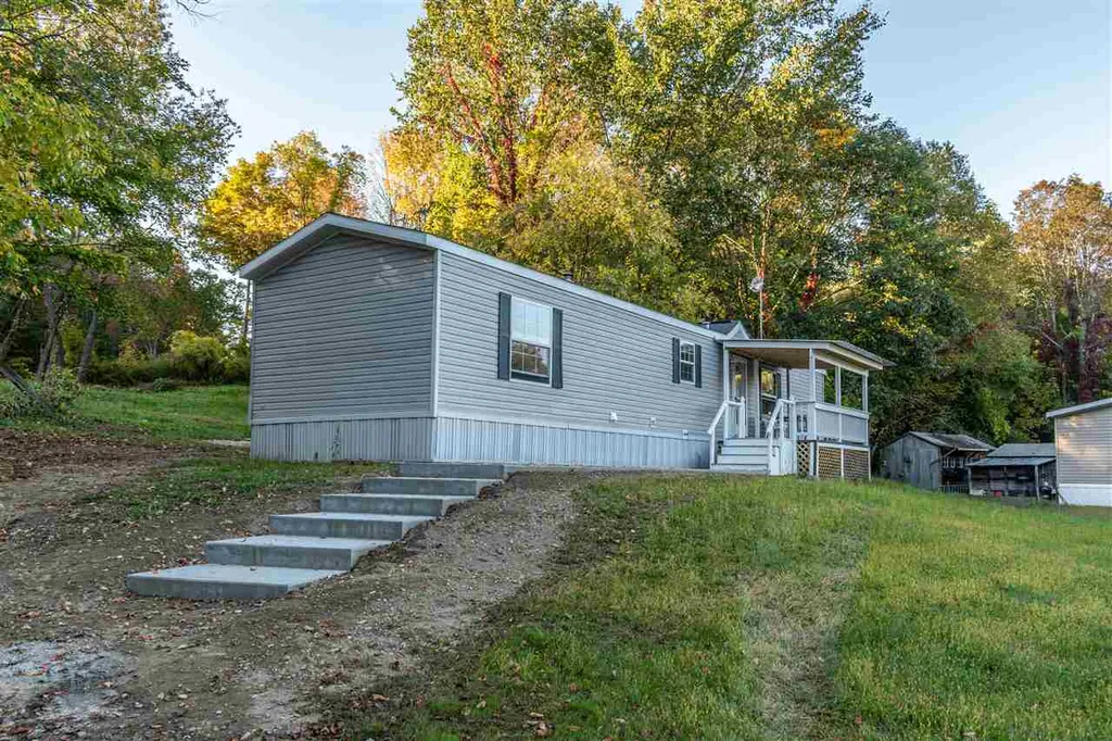 2 Elm Court Winchester NH 03470