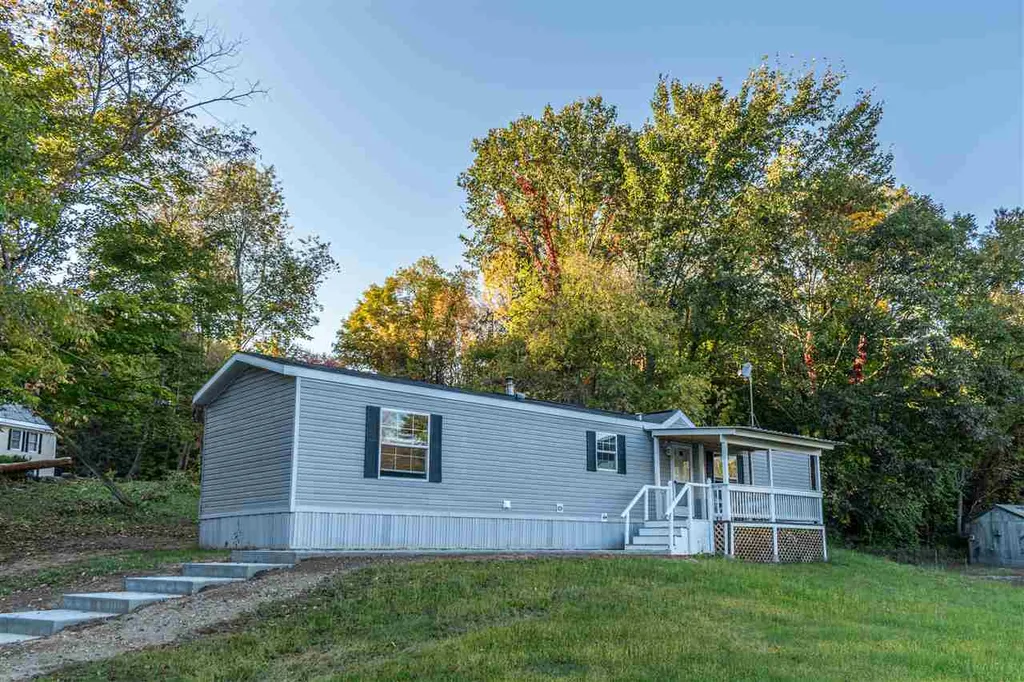 2 Elm Court Winchester NH 03470
