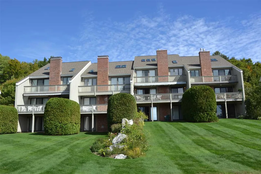 7 Mountain West Drive Wolfeboro NH 03894