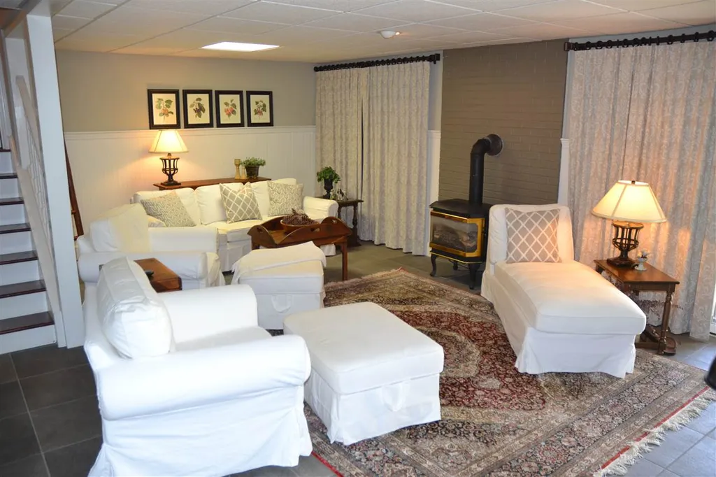7 Mountain West Drive Wolfeboro NH 03894