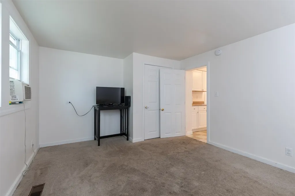 133 Porpoise Way Portsmouth NH 03801