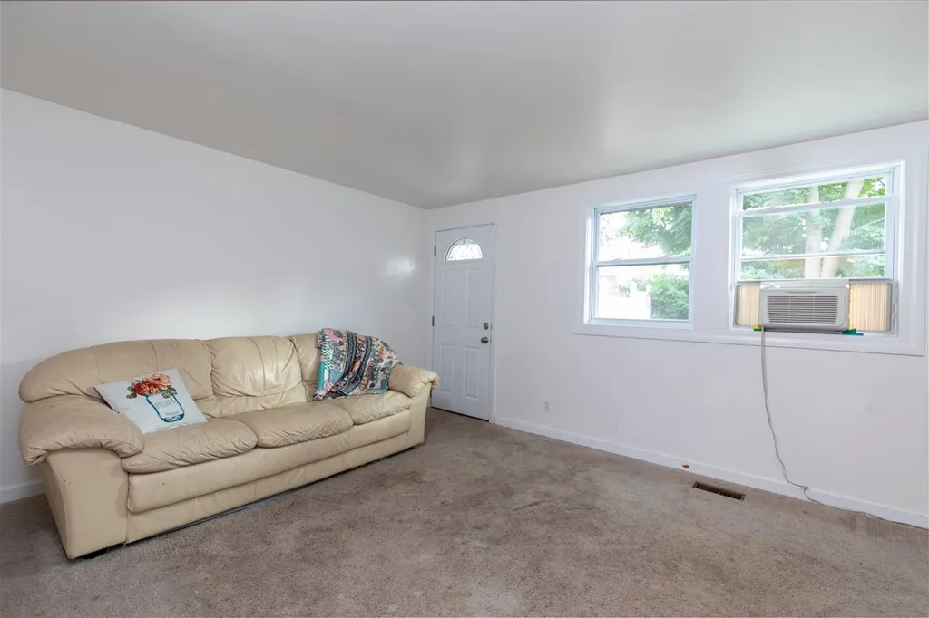 133 Porpoise Way Portsmouth NH 03801