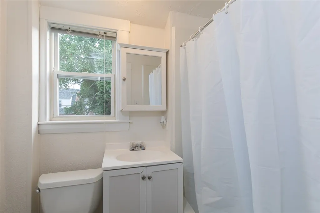 133 Porpoise Way Portsmouth NH 03801