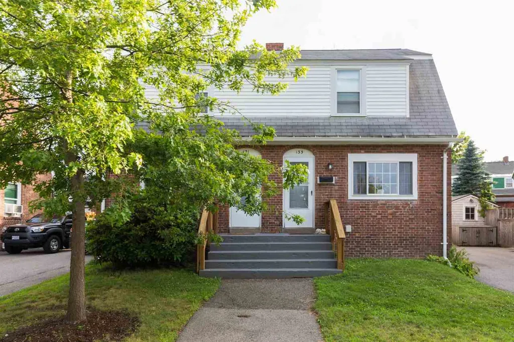 133 Porpoise Way Portsmouth NH 03801