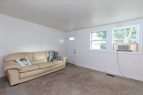 133 Porpoise Way Portsmouth NH 03801