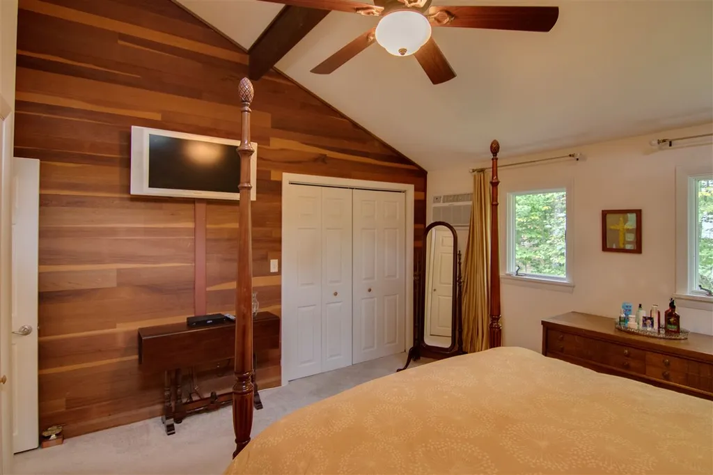 4 Dubeau Circle Campton NH 03223
