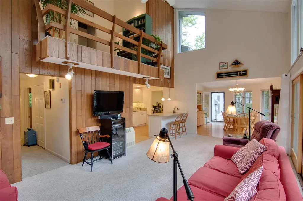 4 Dubeau Circle Campton NH 03223