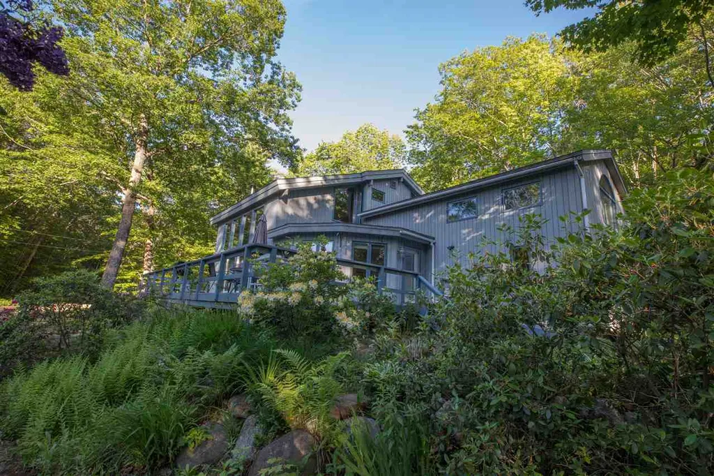4 Dubeau Circle Campton NH 03223