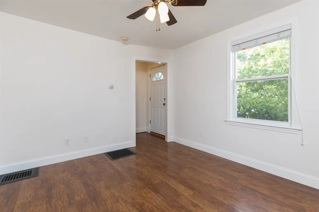 131 Porpoise Way Portsmouth NH 03801