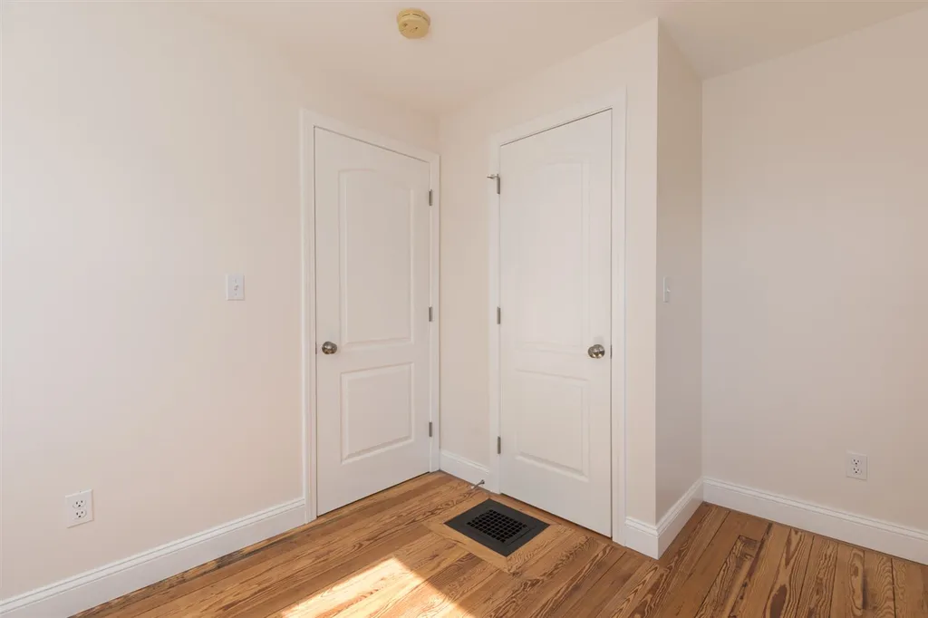 131 Porpoise Way Portsmouth NH 03801