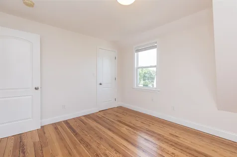 131 Porpoise Way Portsmouth NH 03801